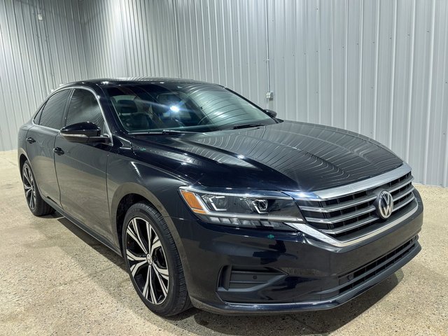 Used 2020 Volkswagen Passat 2.0T SEL image 8