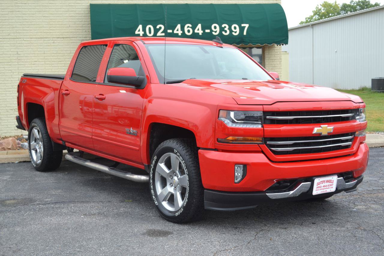 Used 2018 Chevrolet Silverado 1500 LT w/ Texas Edition AWD/4WD image 11
