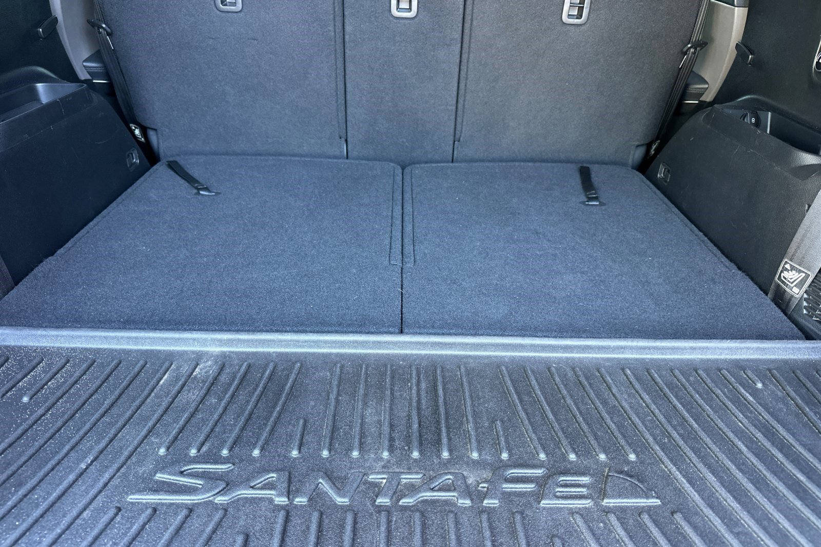 Used 2018 Hyundai Santa Fe SE w/ SE Premium Package 02 image 18