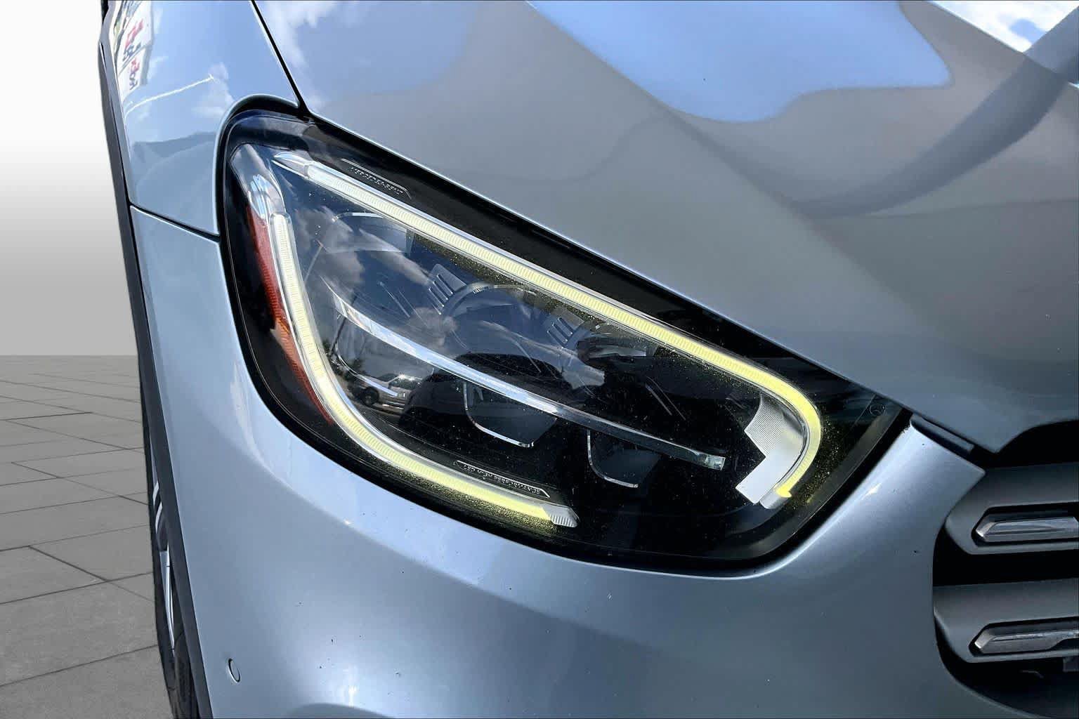 Used 2021 Mercedes-Benz GLC 300 image 24