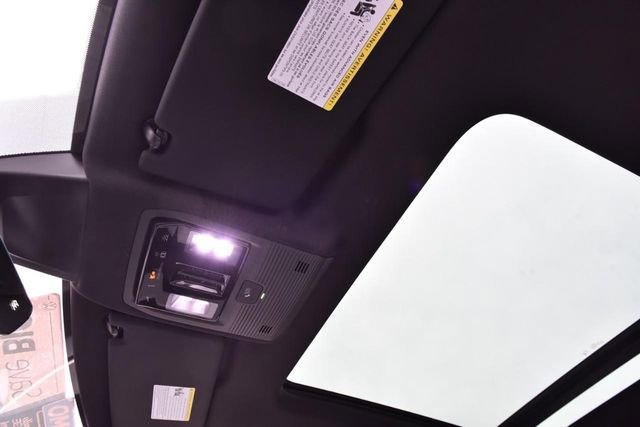 New 2026 Volkswagen Atlas Cross Sport SEL Premium R-Line image 21