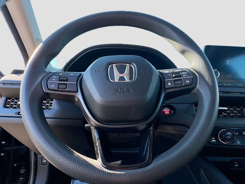 Used 2023 Honda Accord EX image 10