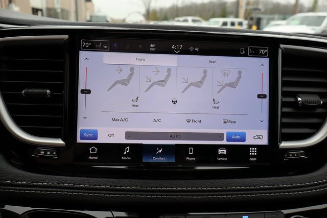 New 2026 Chrysler Pacifica Select w/ S Appearance Package FWD image 20