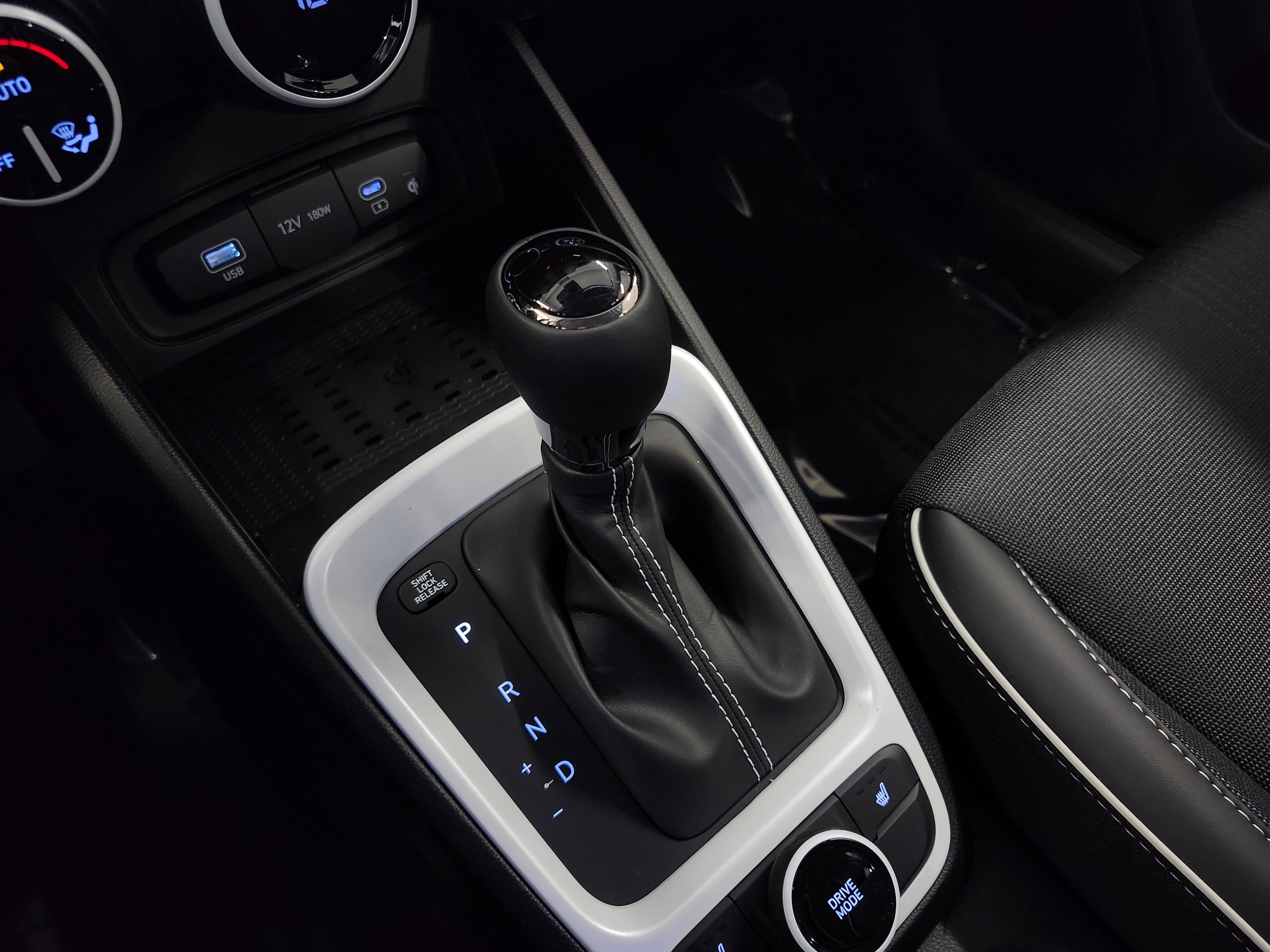 New 2026 Hyundai Venue SEL image 10