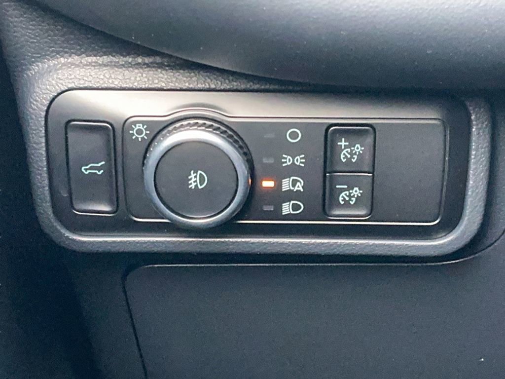 Used 2025 Ford Explorer ST-Line image 31