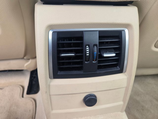 Used 2016 BMW 328i Sedan image 9