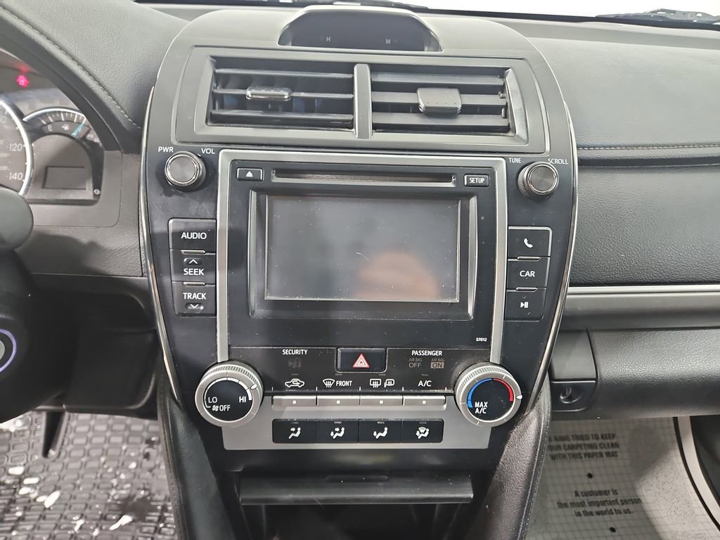 Used 2012 Toyota Camry SE image 18