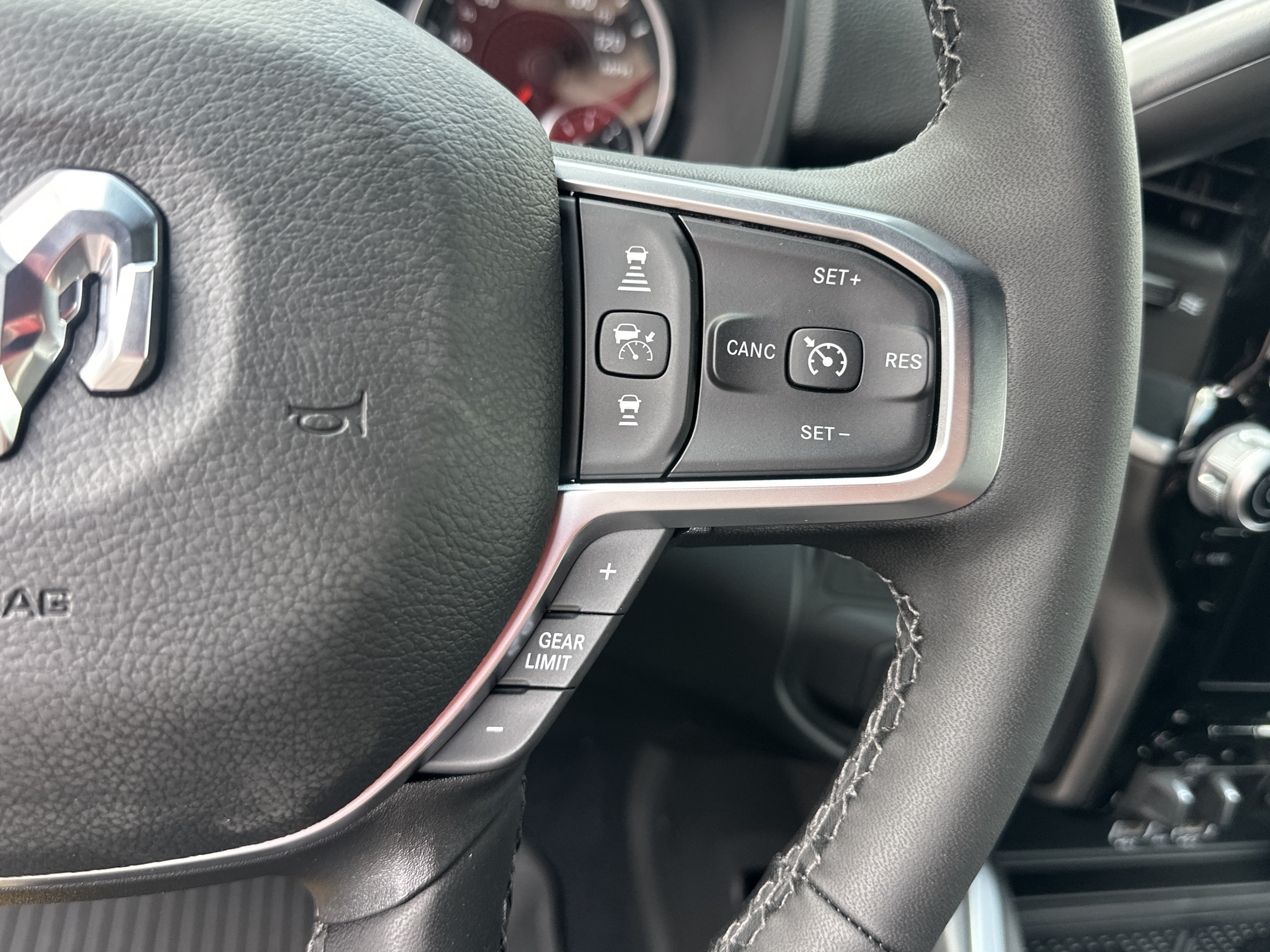 New 2026 RAM 3500 Big Horn AWD/4WD image 8