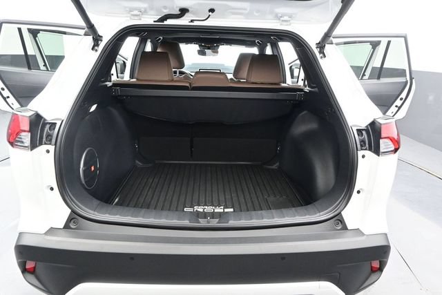 Used 2026 Toyota Corolla Cross XLE w/ Convenience Package FWD image 14