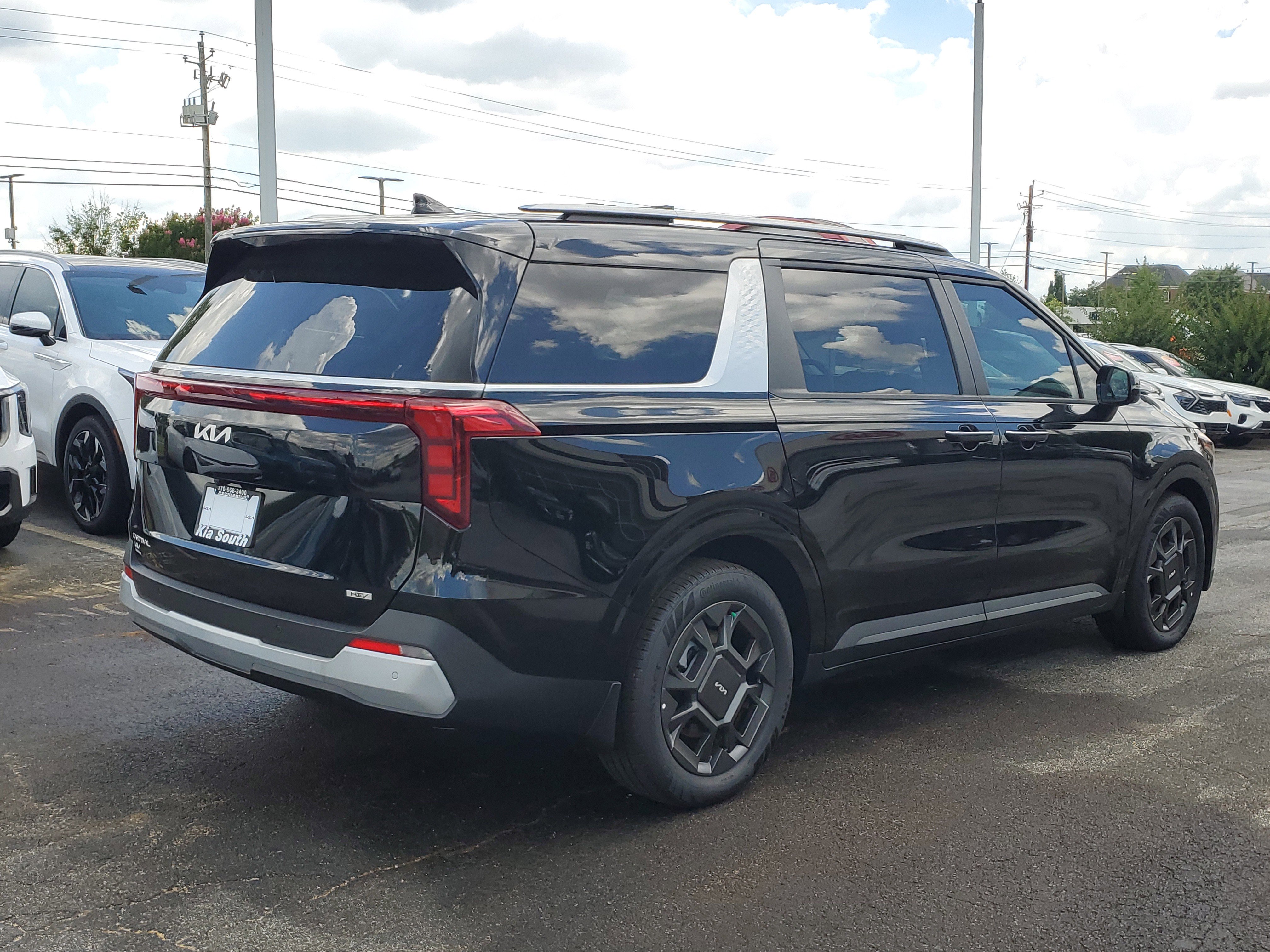 New 2025 Kia Carnival EX image 6