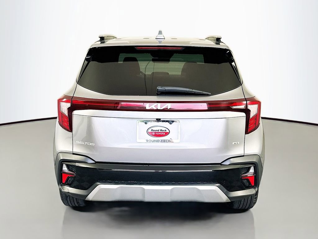 Used 2024 Kia Seltos S AWD/4WD image 6