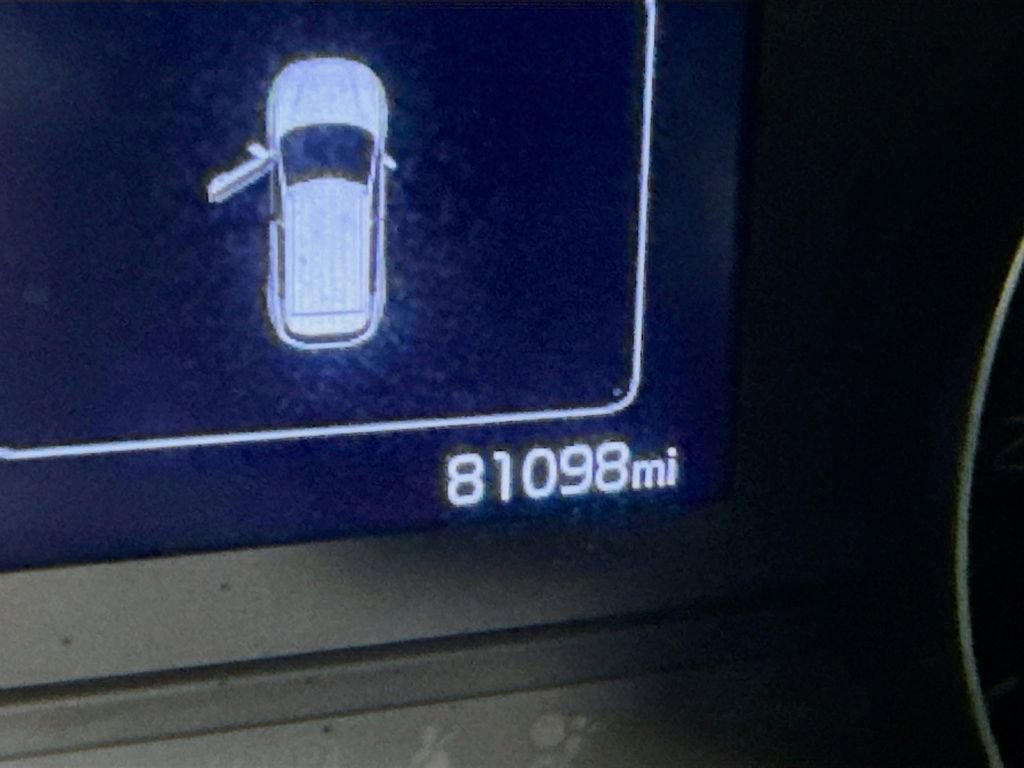 Used 2018 Kia Sportage EX w/ EX Premium Package image 4