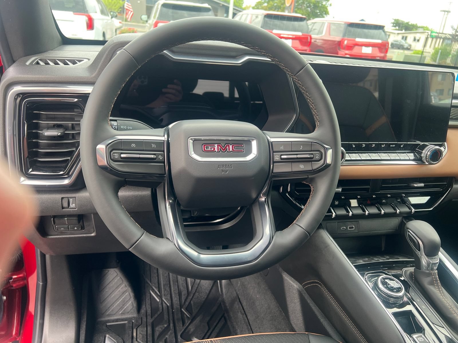 New 2026 GMC Canyon AT4 AWD/4WD image 14