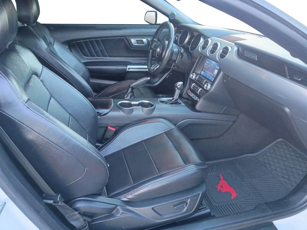Used 2022 Ford Mustang Premium image 24