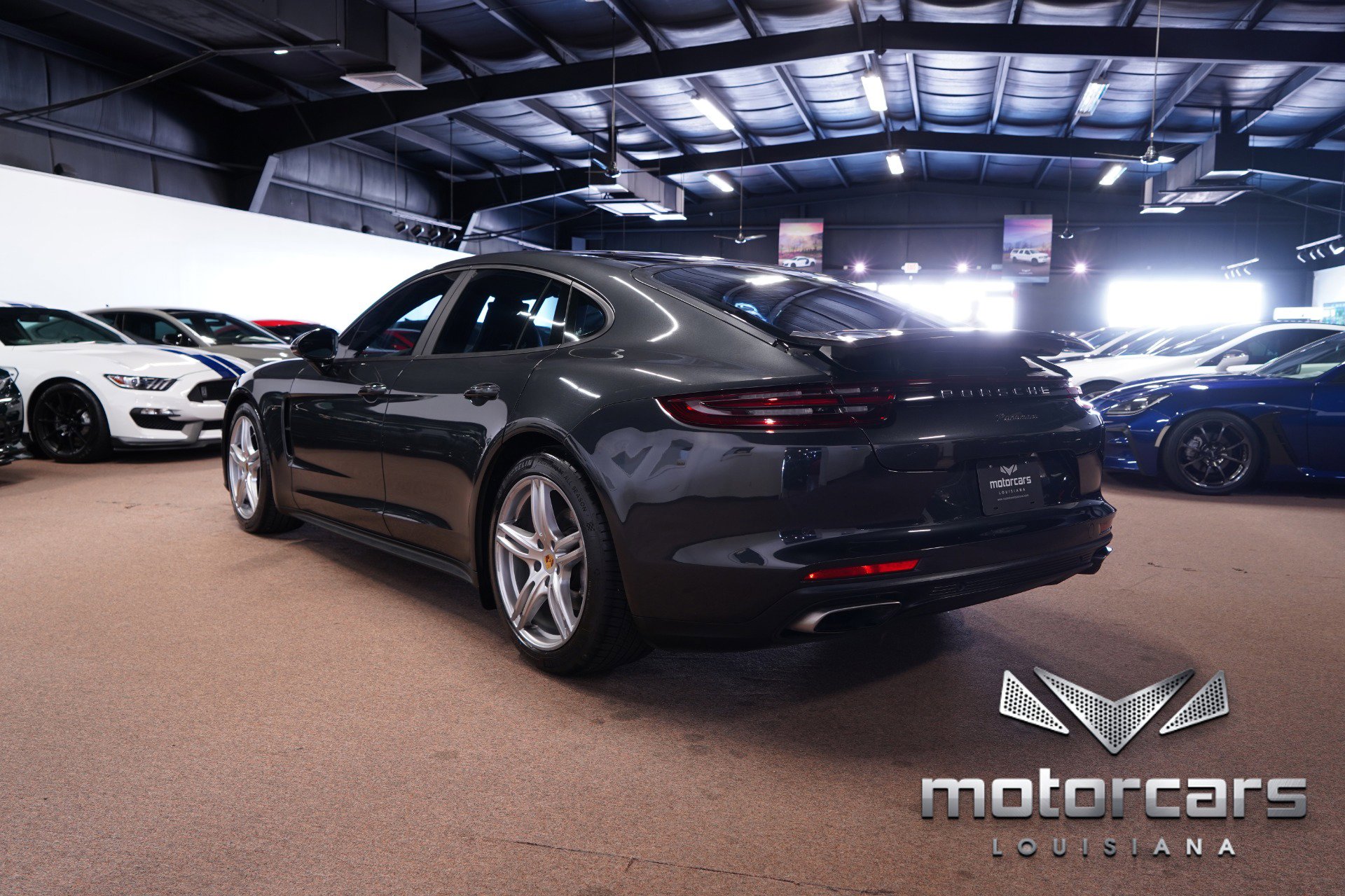 Used 2018 Porsche Panamera image 5