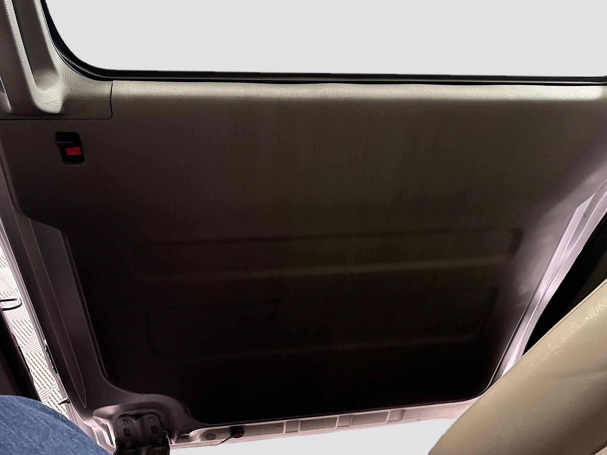 Used 2018 Nissan NV 3500 SL image 26