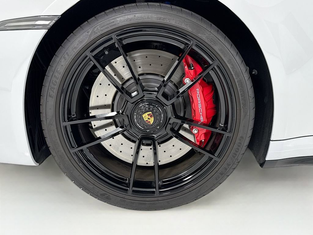 Certified 2023 Porsche 911 Carrera 4 GTS AWD/4WD image 32