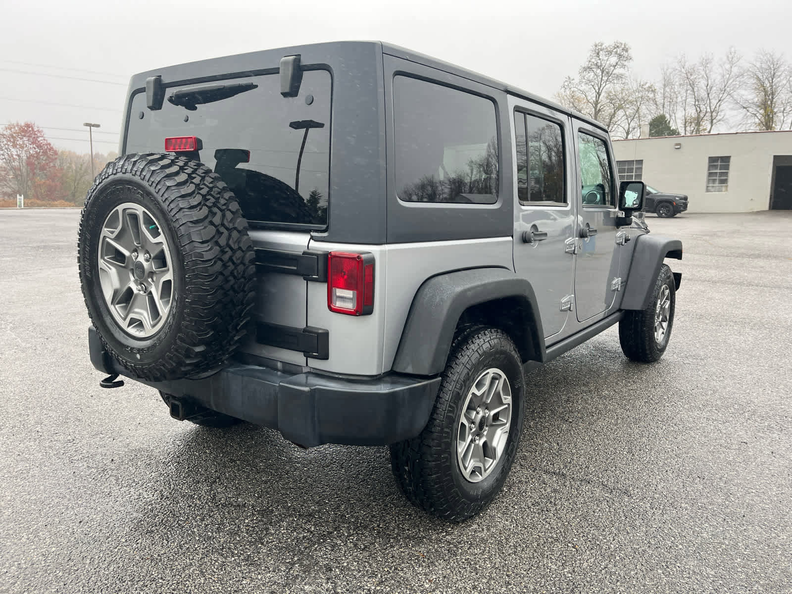 Used 2013 Jeep Wrangler Unlimited Rubicon w/ Connectivity Group image 3