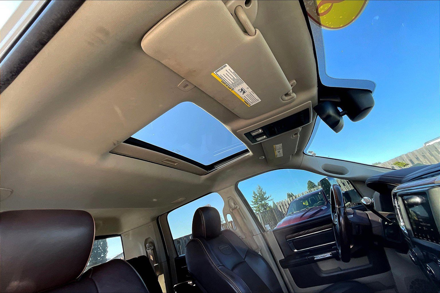 Used 2018 RAM 3500 Laramie Longhorn w/ Max Tow Package image 22