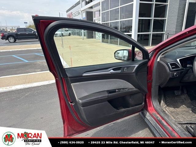 Used 2013 Ford Fusion S FWD image 9