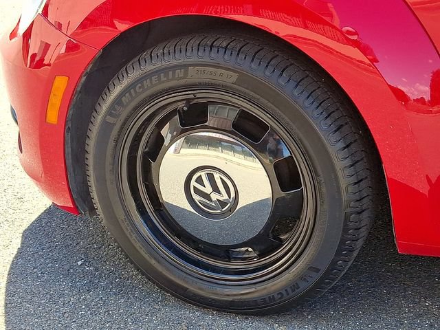 Used 2015 Volkswagen Beetle 1.8T FWD image 26