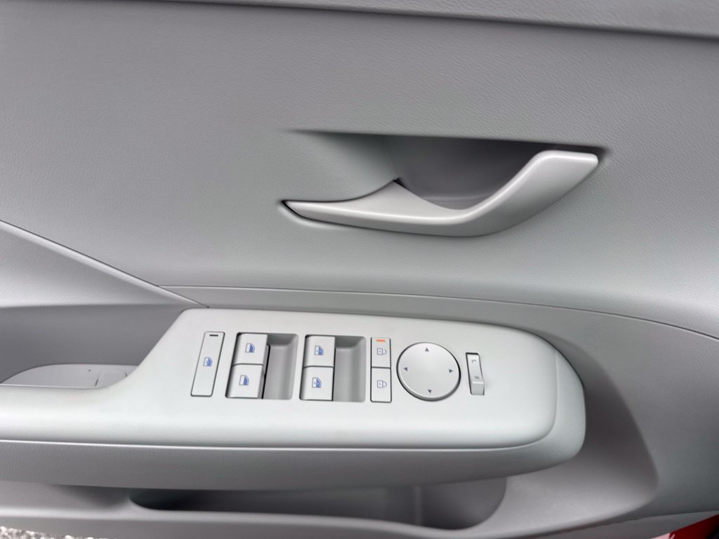 New 2027 Hyundai Kona SEL Sport FWD image 8
