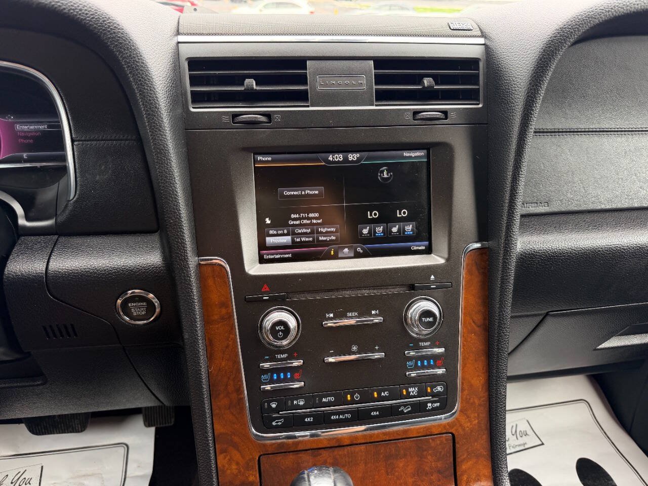 Used 2015 Lincoln Navigator 4WD image 43