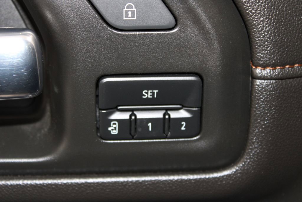 Used 2022 GMC Sierra 2500 AT4 w/ AT4 Preferred Package AWD/4WD image 43