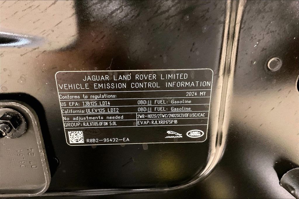 Used 2024 Land Rover Defender 110 Carpathian Edition AWD/4WD image 31