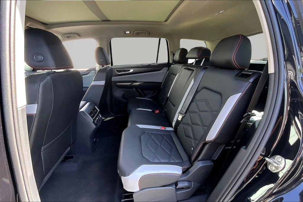 New 2026 Volkswagen Atlas Peak Edition image 23