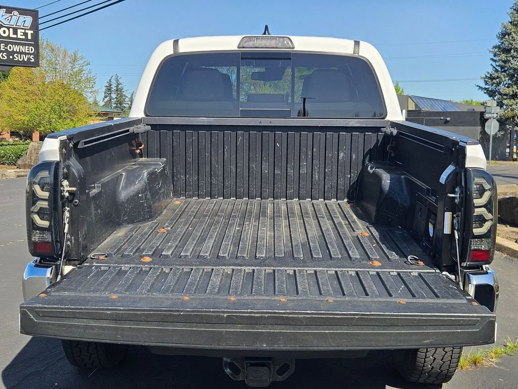 Used 2019 Toyota Tacoma TRD Off-Road AWD/4WD image 25