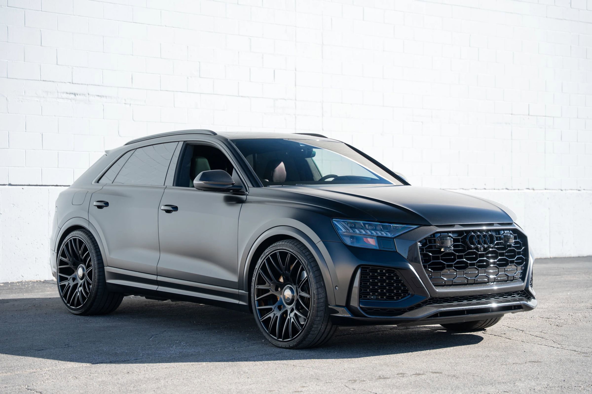 Used 2022 Audi RS Q8 w/ Carbon Optic Package image 8