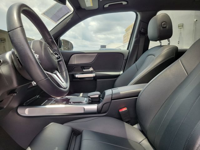 Used 2022 Mercedes-Benz GLB 250 image 25