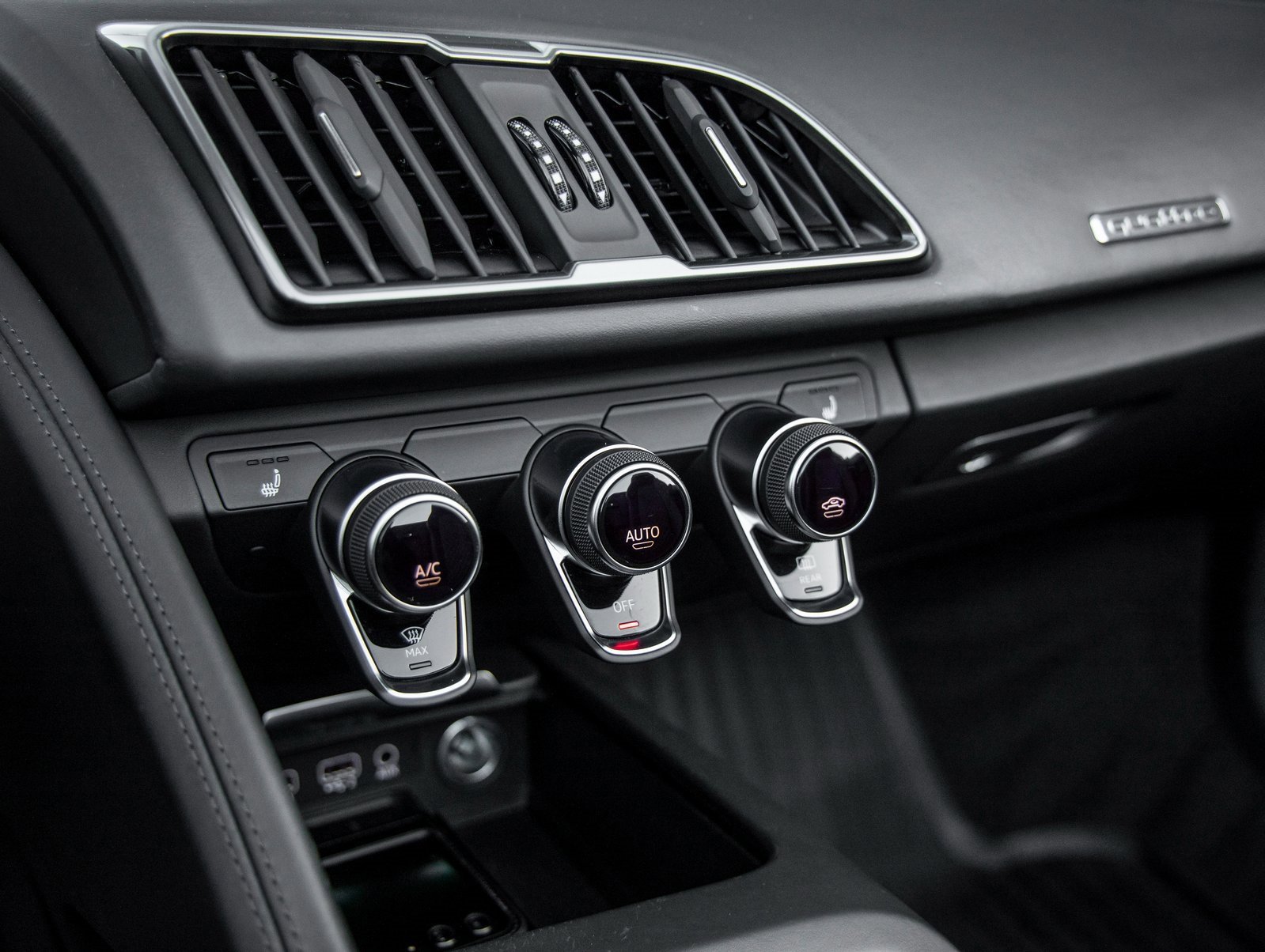 Used 2020 Audi R8 V10 image 30