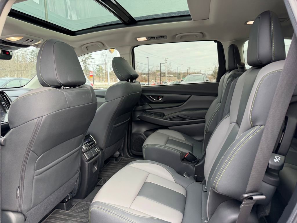 Used 2025 Subaru Ascent Onyx Edition image 28