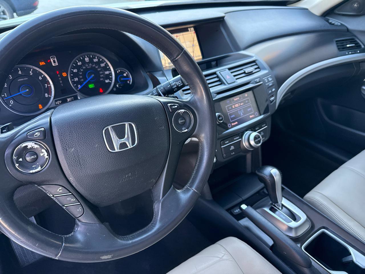 Used 2013 Honda Crosstour EX-L image 32