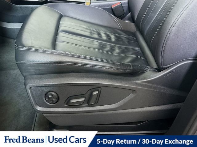 Used 2023 Audi Q5 2.0T Premium w/ Convenience Package image 19