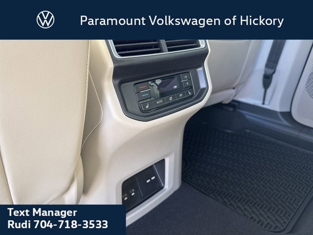 New 2026 Volkswagen Atlas SEL Premium R-Line image 17