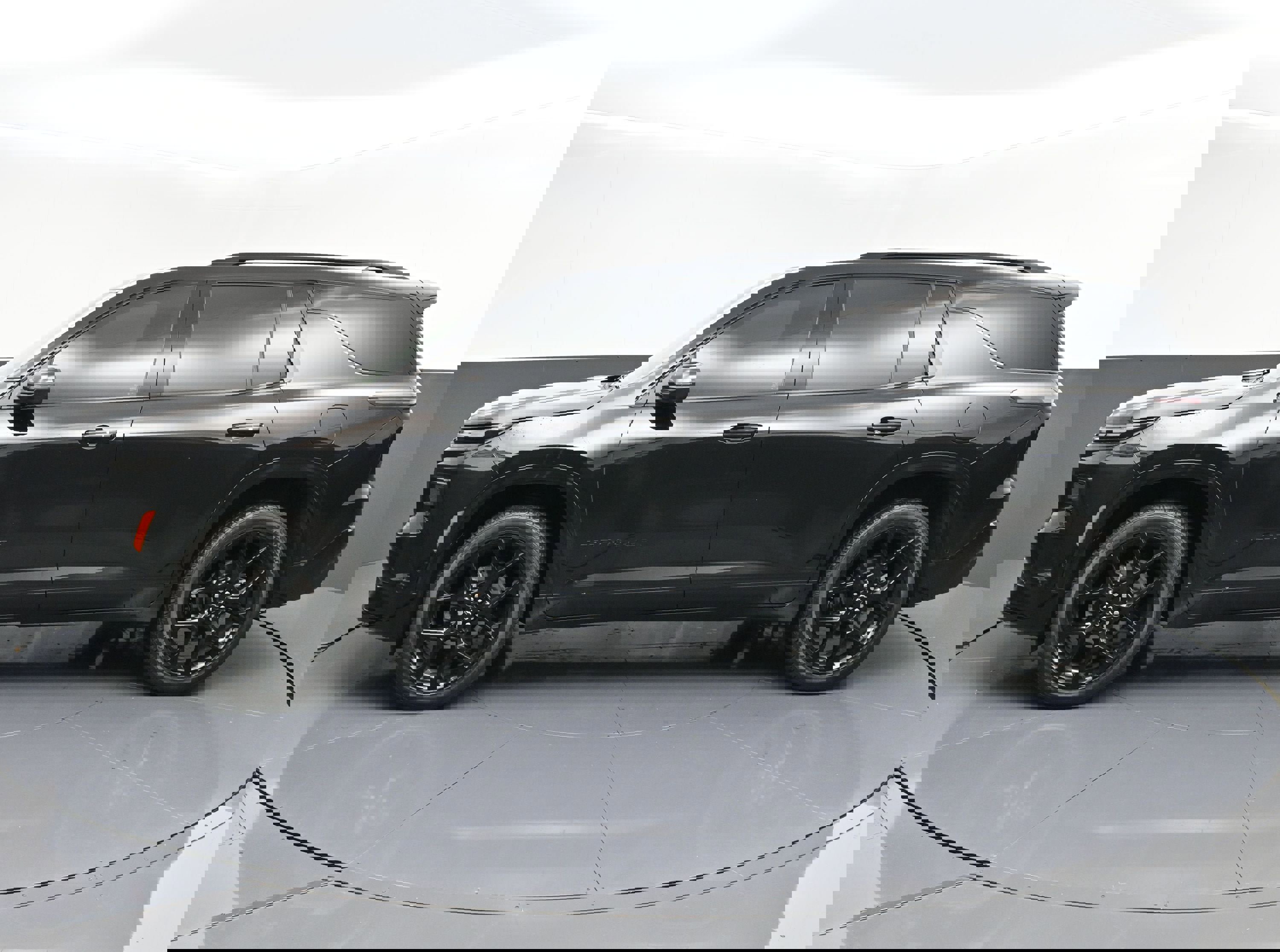 Certified 2024 Chevrolet Traverse RS w/ LPO, Floor Liner Package image 4