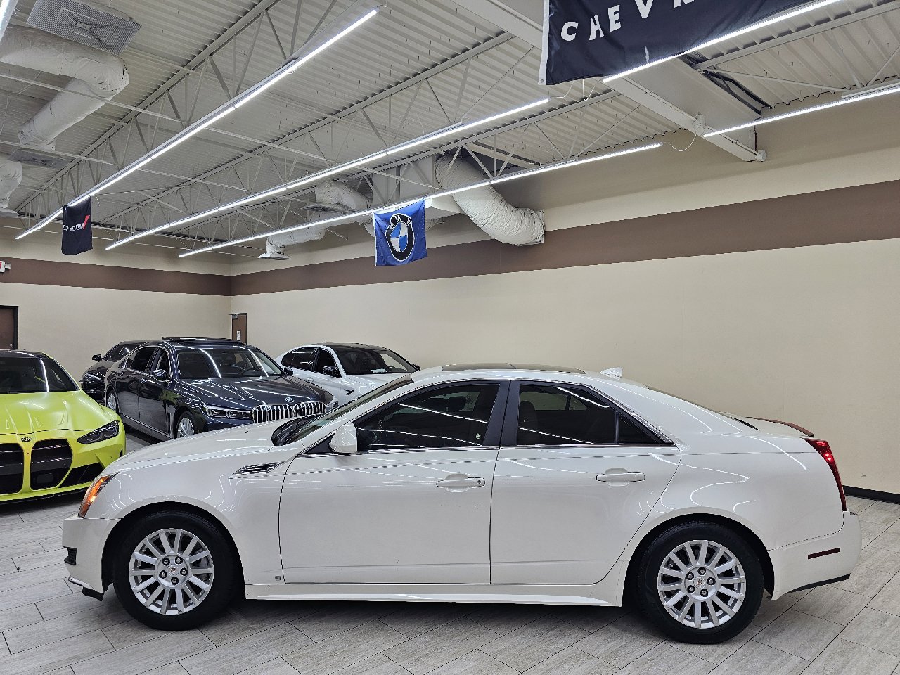 Used 2010 Cadillac CTS Luxury image 10