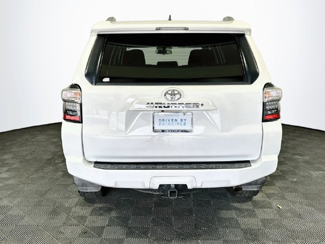 Used 2017 Toyota 4Runner SR5 RWD image 8