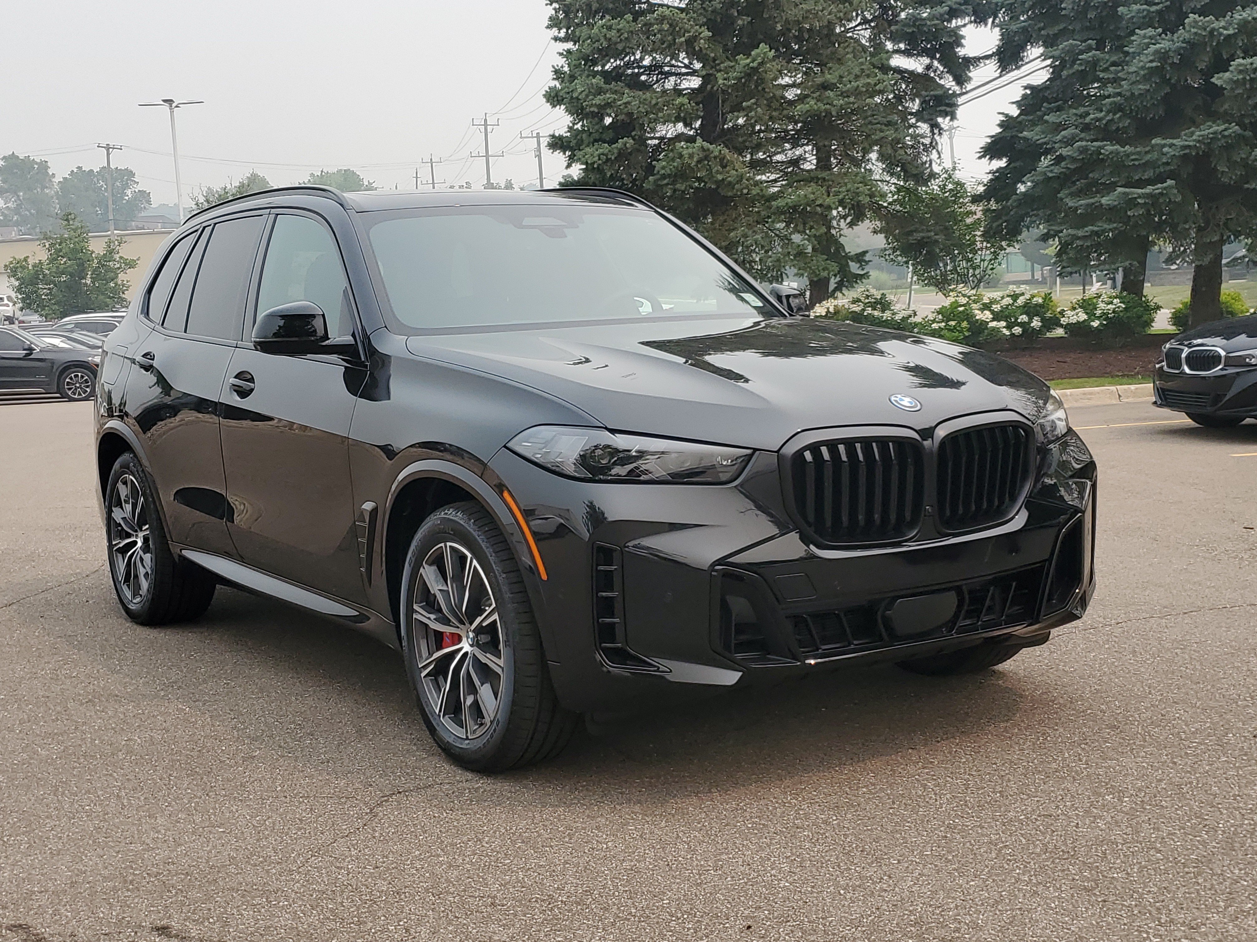 New 2026 BMW X5 xDrive50e w/ Executive Package AWD/4WD image 7