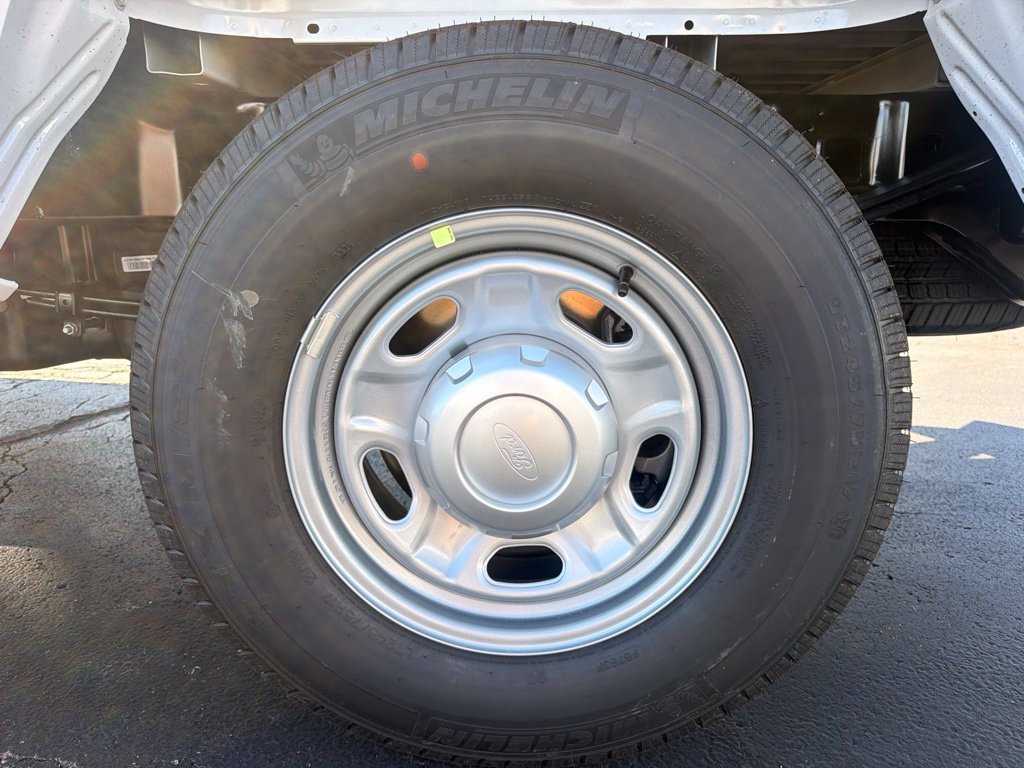 New 2027 Ford F250 XL RWD image 32