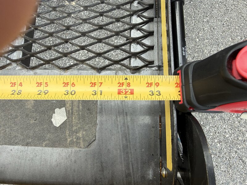 Used 2018 Ford Transit 150 XL RWD image 58