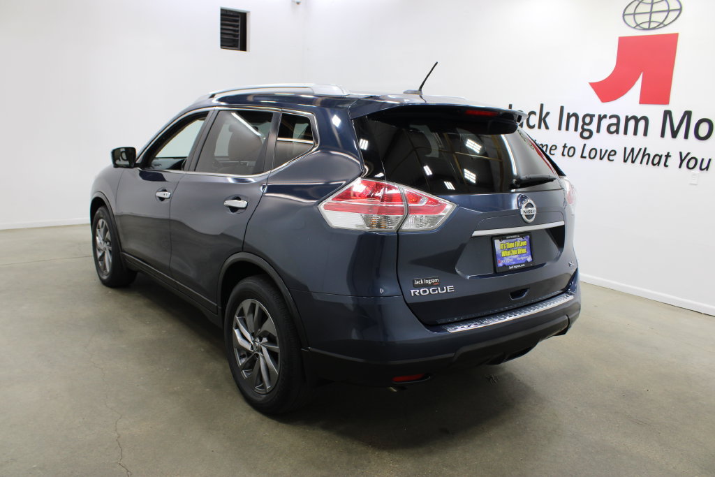 Used 2016 Nissan Rogue SL FWD image 3