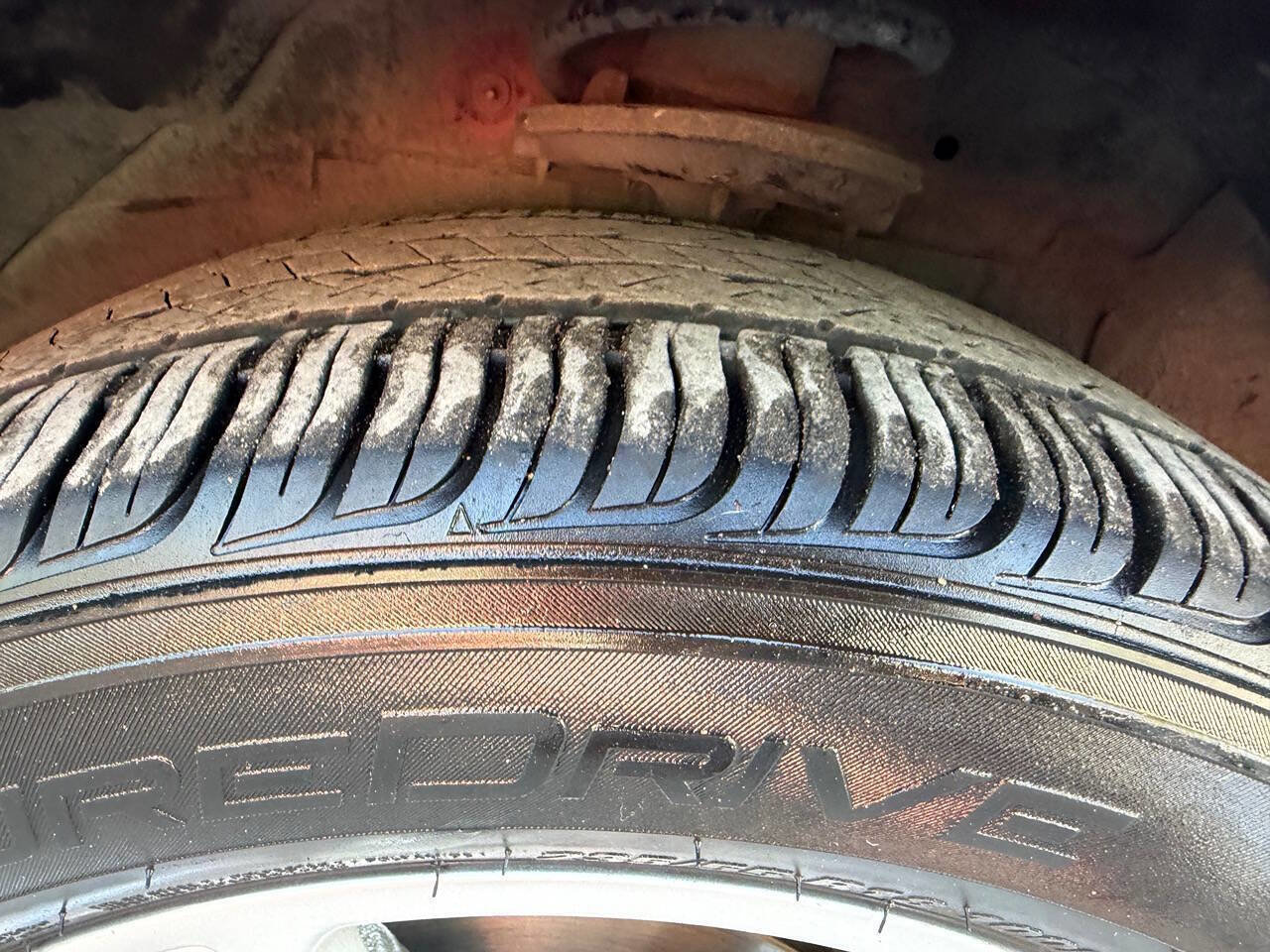 Used 2014 Chevrolet Captiva Sport LT w/ Convenience Package FWD image 29