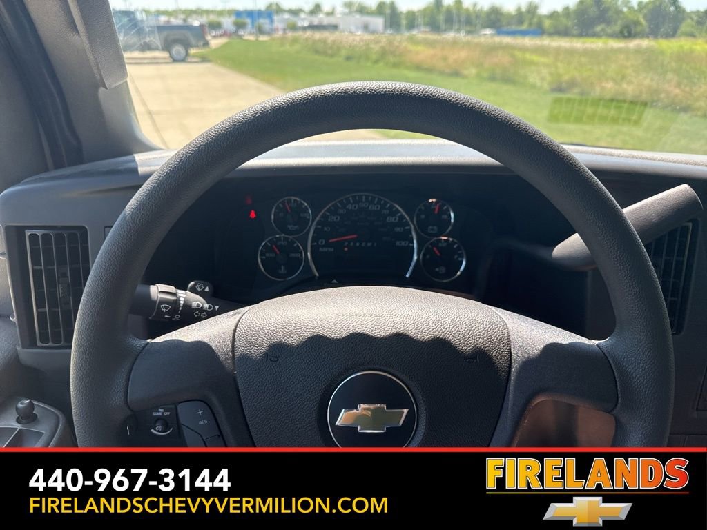 New 2025 Chevrolet Express 2500 Work Van w/ Driver Convenience Package image 15