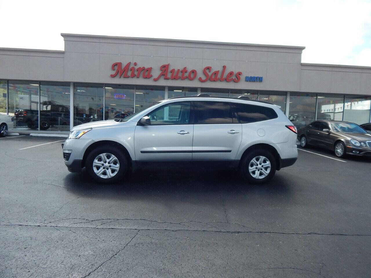 Used 2014 Chevrolet Traverse LS