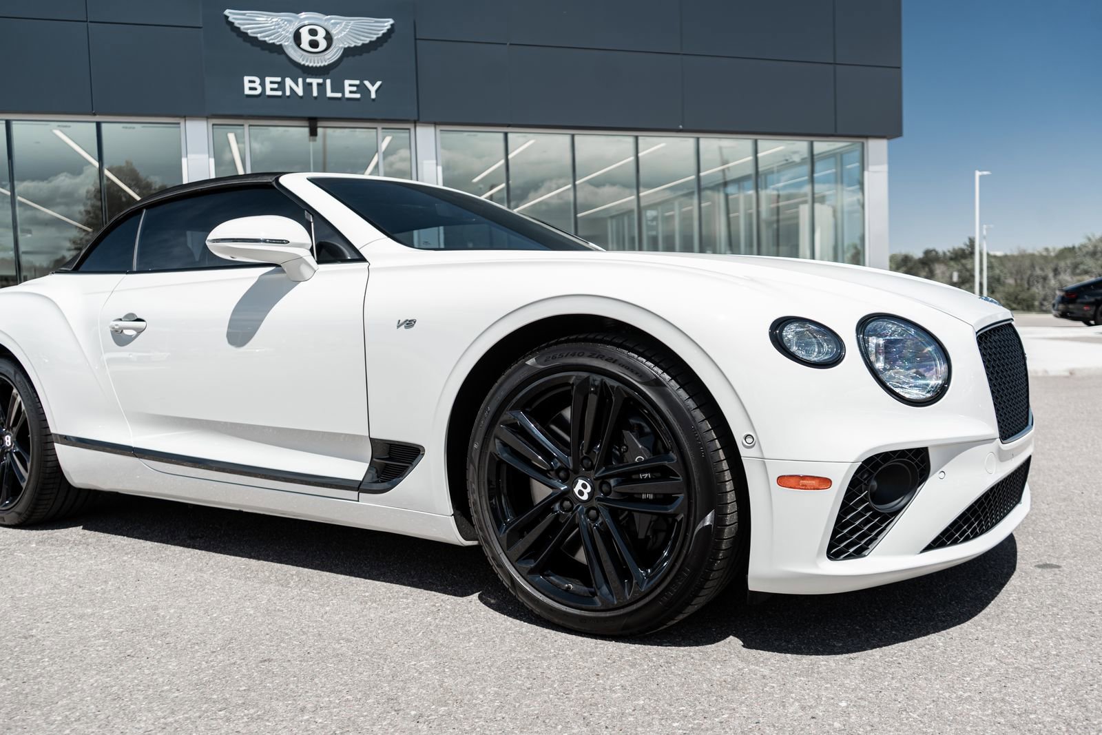 Certified 2022 Bentley Continental GT AWD/4WD image 19