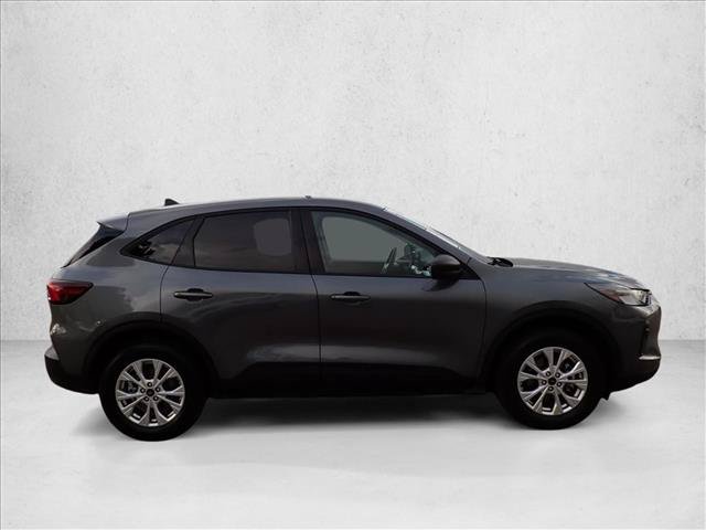 Used 2025 Ford Escape Active AWD/4WD image 5